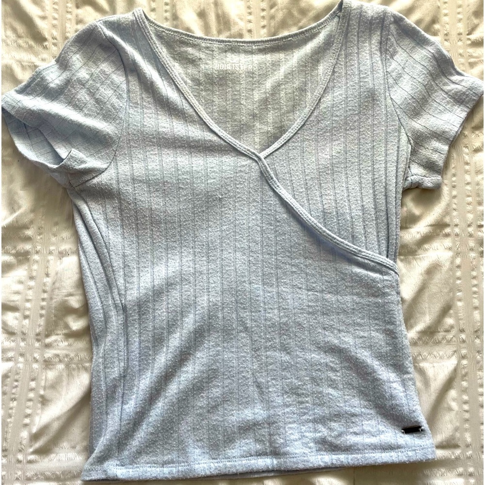 Hollister Blue cropped top
